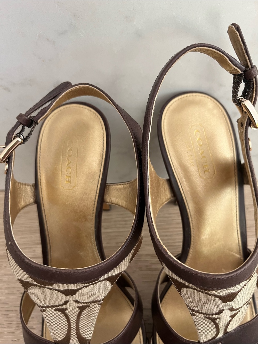 Coach Brown Leather Dita Platform Sandals High Heels w/ Logo Sz 8.5 - Picture 4 of 7